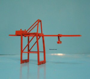 Post Panamax Container Crane (1 p.) colour red Tri-ang M 912