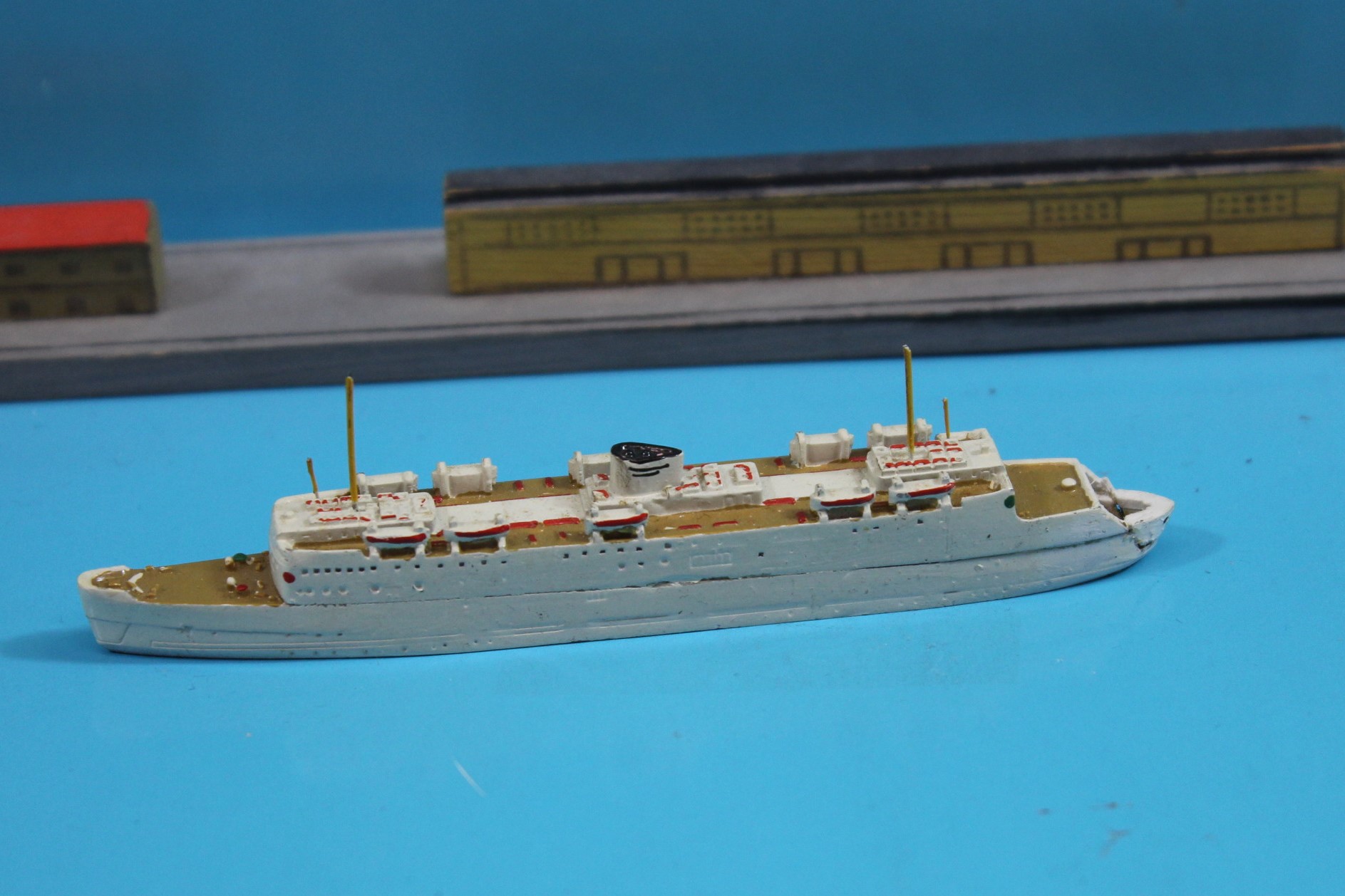 1:1250 Schiffsmodell T 22 altes Modell Nr.1091 Hersteller Neptun 1067 
