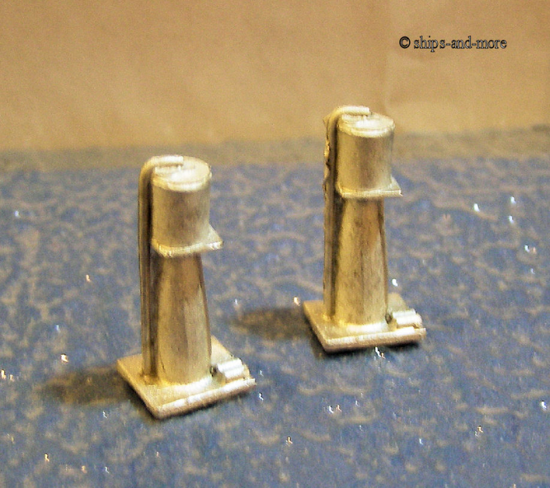 -31R Water tower (2 p) scale 1/1250 out of blank metal.