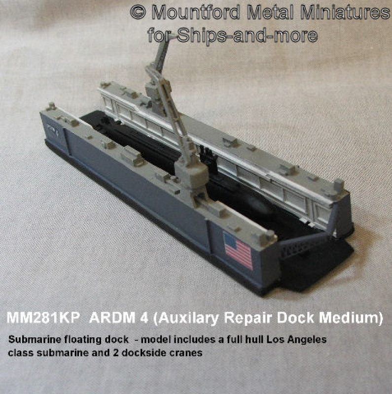 Submarine -Dock "ARDM 4" (1 p.) with submarine (1 p.) USA (1 p.) kit  scale 1/1250