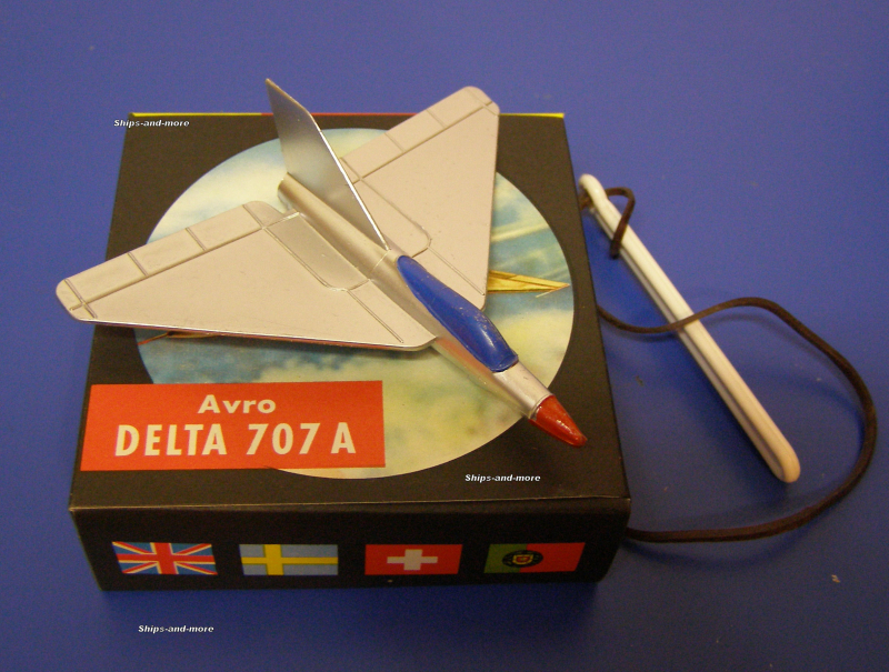 "Delta 707A" toy aircraft No 923  by Primus / Lehmann