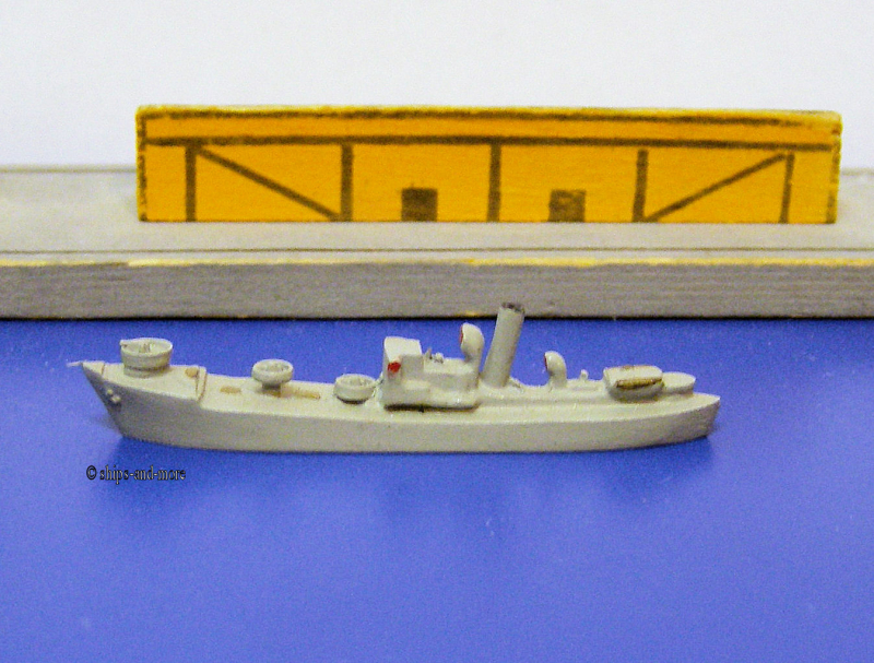 Small vessel "Vorpostenboot 8" (1 p.) D 1942 No. 1080 Copy