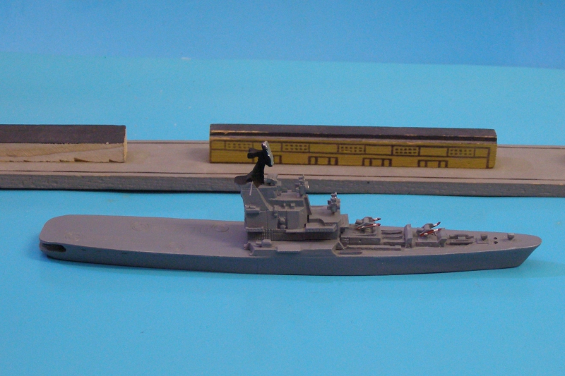 Hubschraubträger "Leningrad" (1 St.) SU 1969 Delphin D 64
