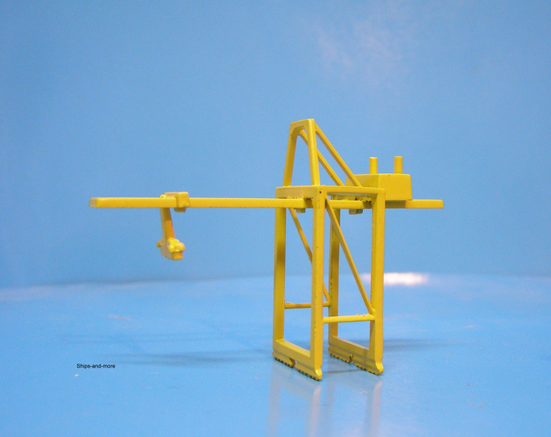 Panamax Container Crane (1 p.) colour yellow Tri-ang M 910