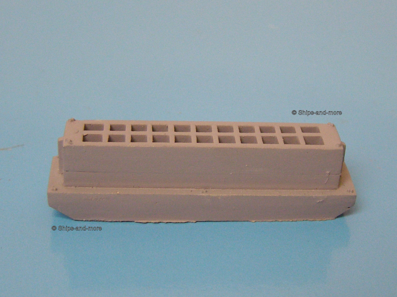 Nachschubhafen Mulberry Phoenix  Bauteil "B1" (1 St.) GB 1944 Trident TZ 1267